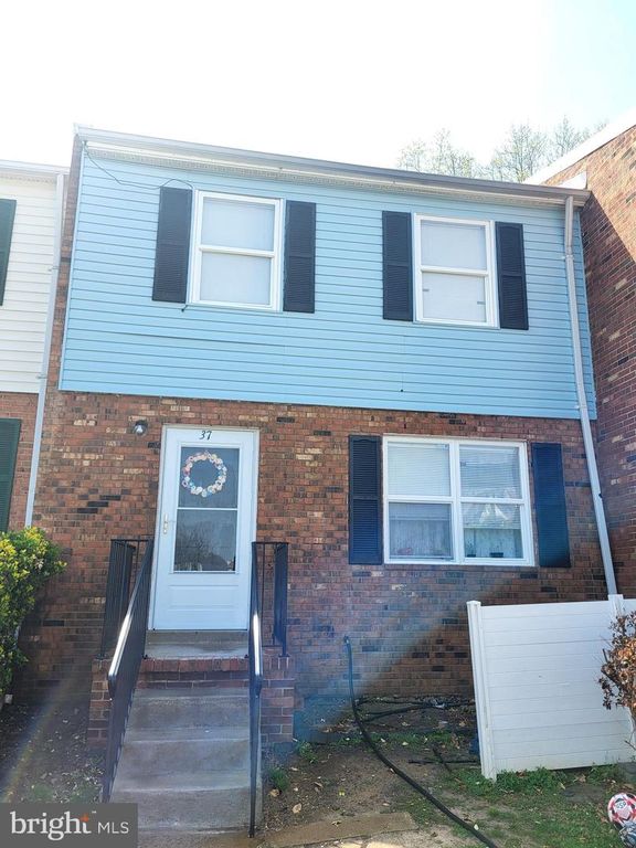 37 BRISTOL CT, Stafford, VA 22556