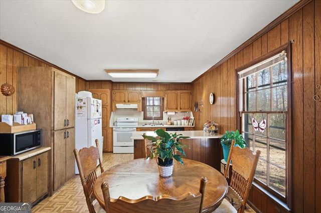 6304 Heardsville Road, Cumming, GA 30028