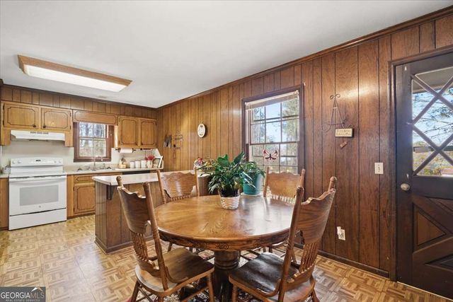 6304 Heardsville Road, Cumming, GA 30028