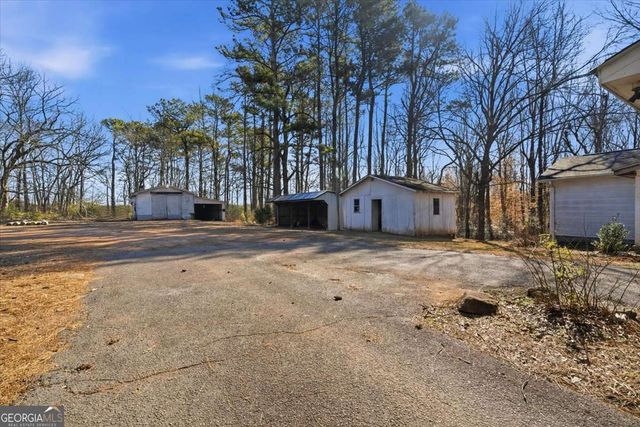 6304 Heardsville Road, Cumming, GA 30028