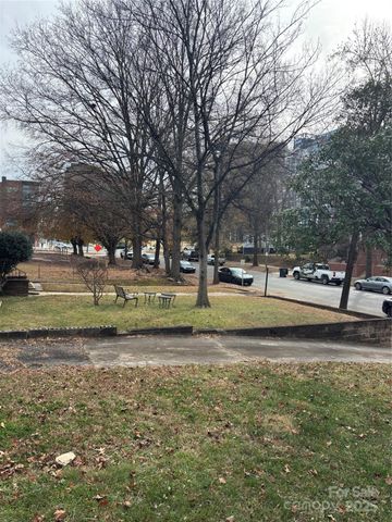 244 W Kingston Avenue, Charlotte, NC 28203