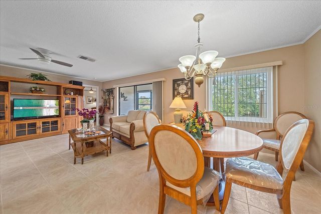 3135 GLEN ELYN BOULEVARD 13, Sarasota, FL 34237