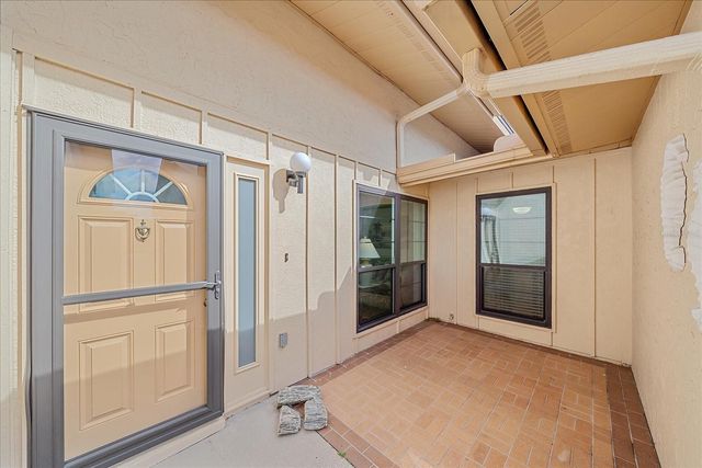 3135 GLEN ELYN BOULEVARD 13, Sarasota, FL 34237