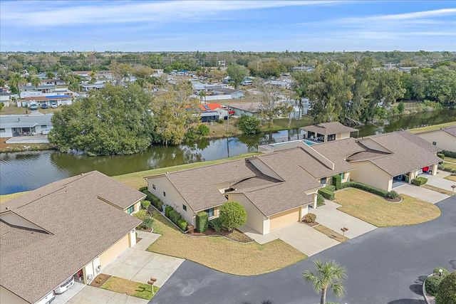 3135 GLEN ELYN BOULEVARD 13, Sarasota, FL 34237