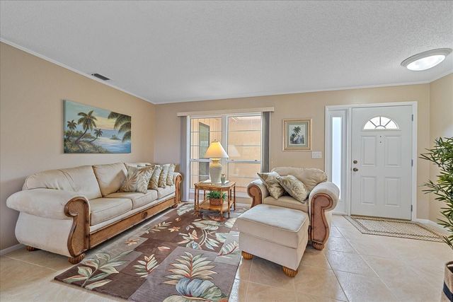 3135 GLEN ELYN BOULEVARD 13, Sarasota, FL 34237