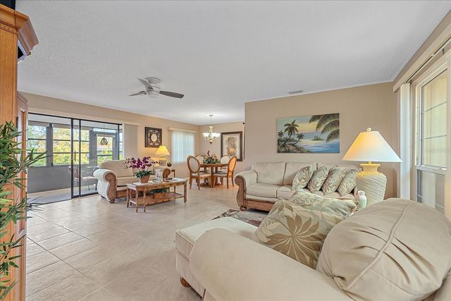 3135 GLEN ELYN BOULEVARD 13, Sarasota, FL 34237
