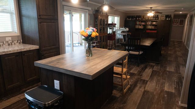 190 Pomona Ct, Crossville, TN 38571
