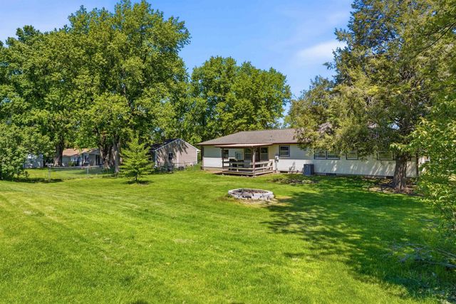 1912 Four Winds Drive, Cedar Falls, IA 50613