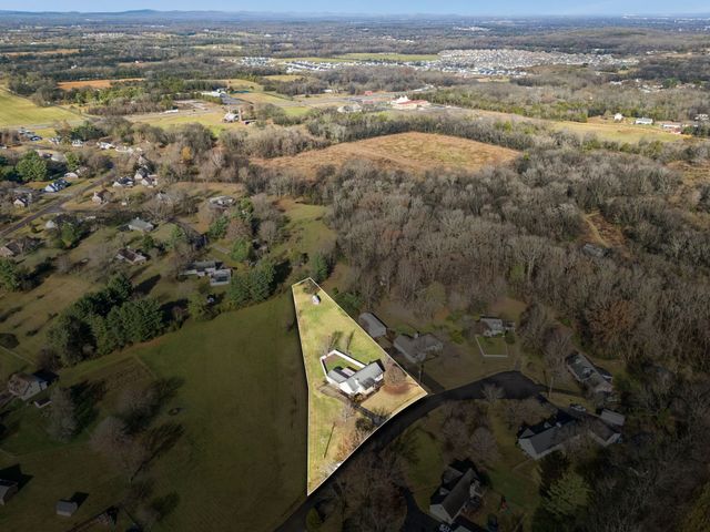 641 McKaig Rd, Murfreesboro, TN 37127