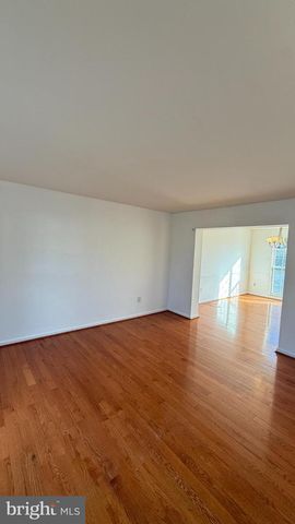 11 HUNTERS FORGE CT, Owings Mills, MD 21117