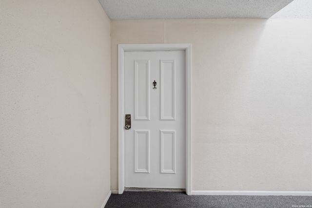 1819 Babcock Rd Apt 411, San Antonio, TX 78229