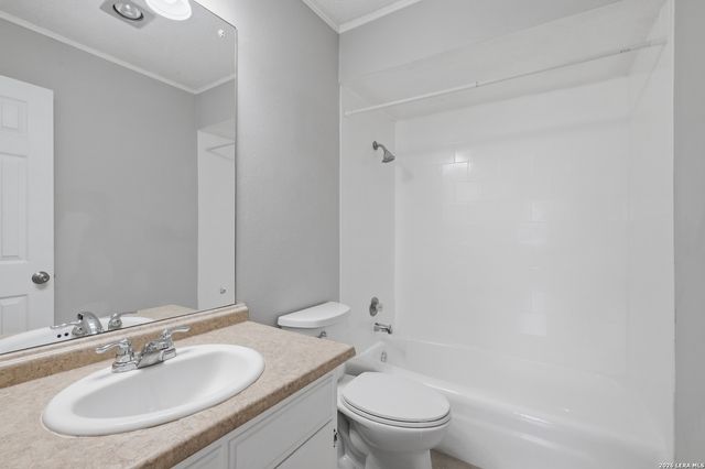 1819 Babcock Rd Apt 411, San Antonio, TX 78229