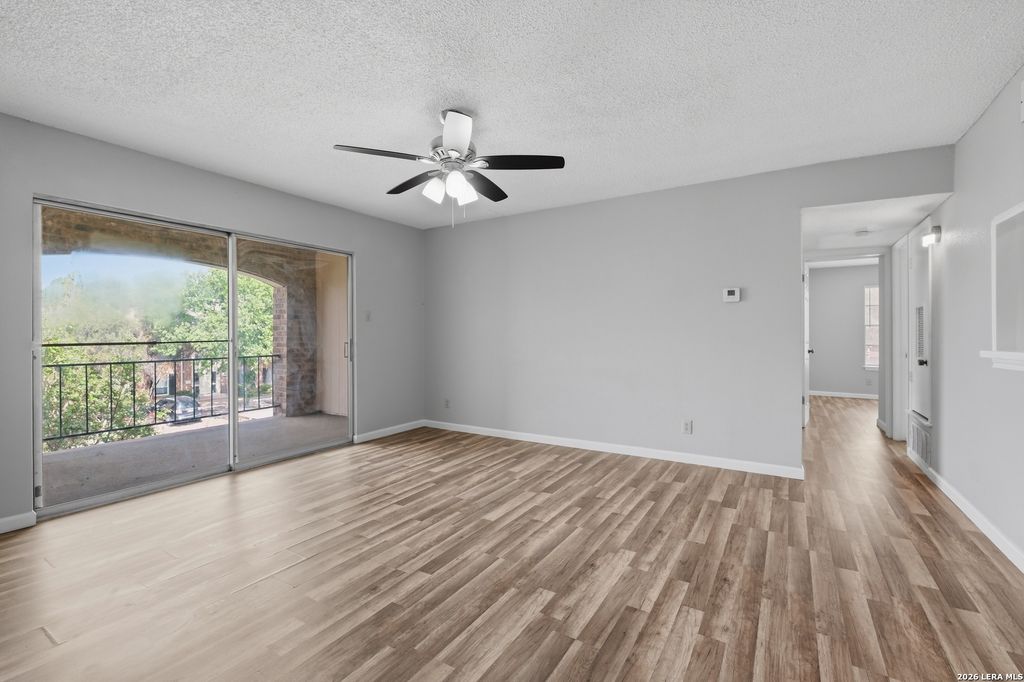 1819 Babcock Rd Apt 411, San Antonio, TX 78229