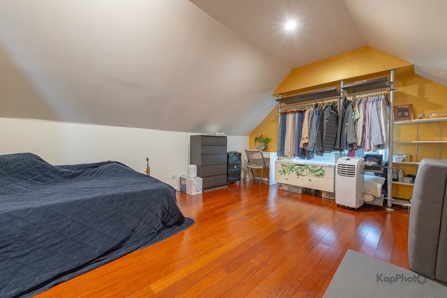 3743 N Kimball Avenue, Chicago, IL 60618