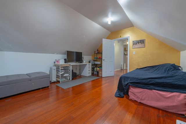 3743 N Kimball Avenue, Chicago, IL 60618