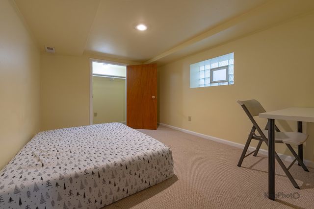 3743 N Kimball Avenue, Chicago, IL 60618