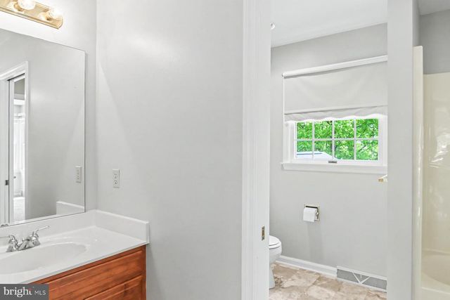 4713 GREAT OAK LN, Harrisburg, PA 17110