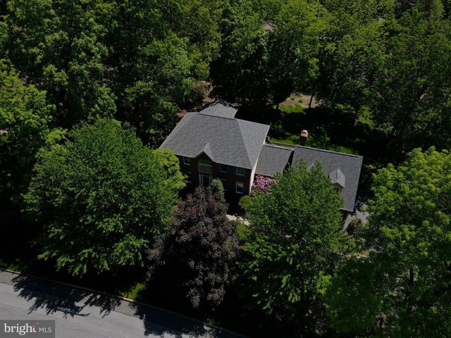 4713 GREAT OAK LN, Harrisburg, PA 17110