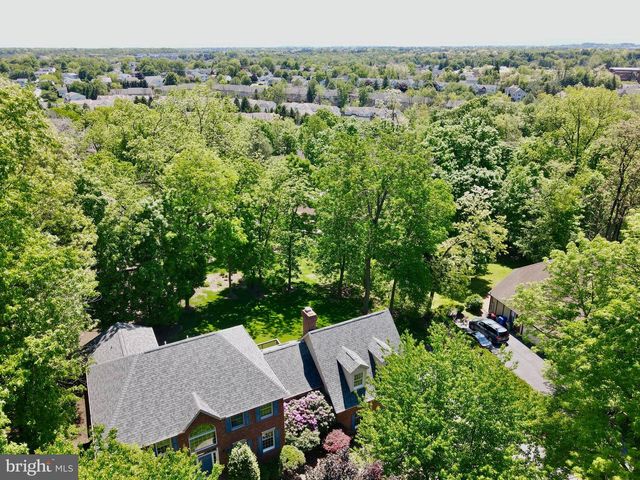 4713 GREAT OAK LN, Harrisburg, PA 17110