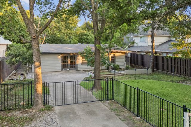 7937 Deer Trail Drive, Dallas, TX 75238