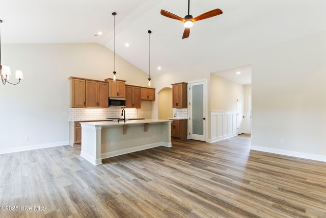 658 Sanctuary Point SW, Supply, NC 28462