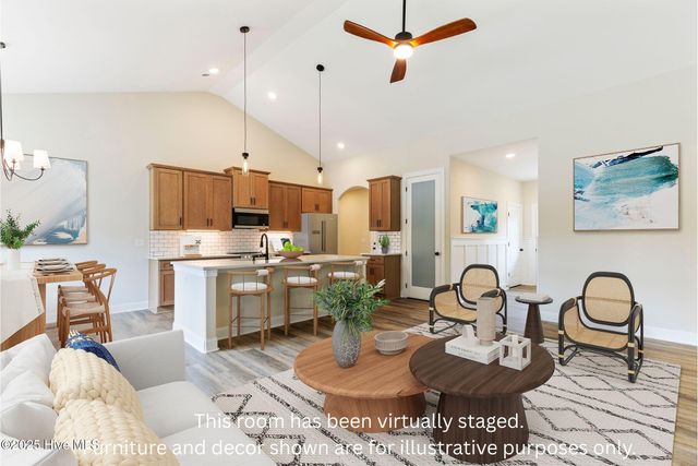 658 Sanctuary Point SW, Supply, NC 28462