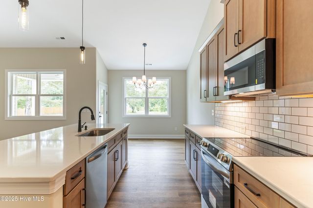 658 Sanctuary Point SW, Supply, NC 28462