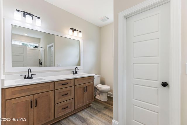 658 Sanctuary Point SW, Supply, NC 28462