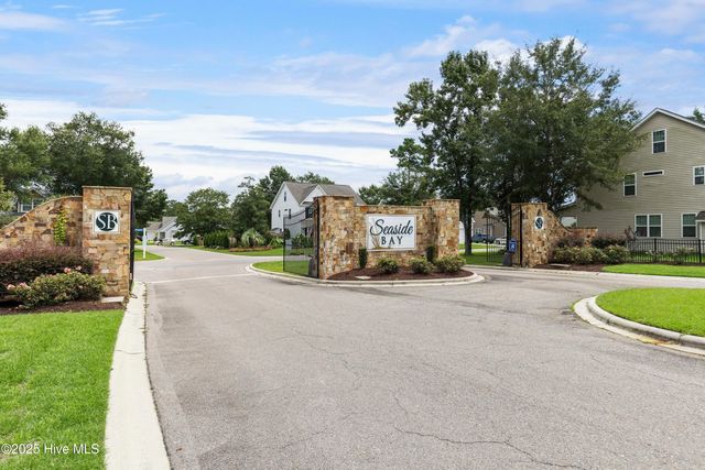 658 Sanctuary Point SW, Supply, NC 28462