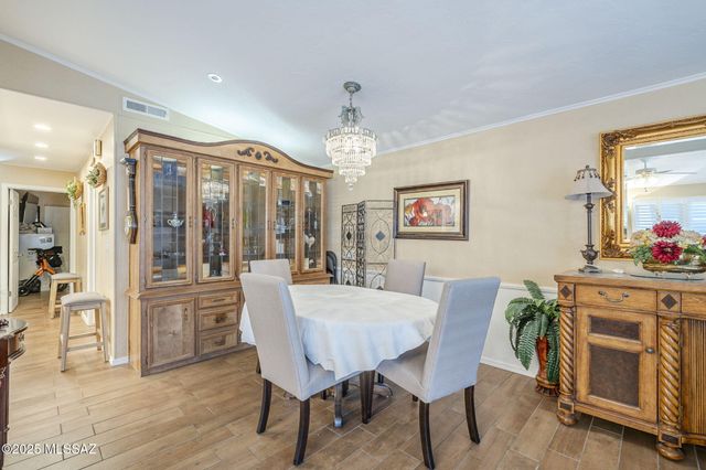 20 W Mesquite Place, Green Valley, AZ 85614