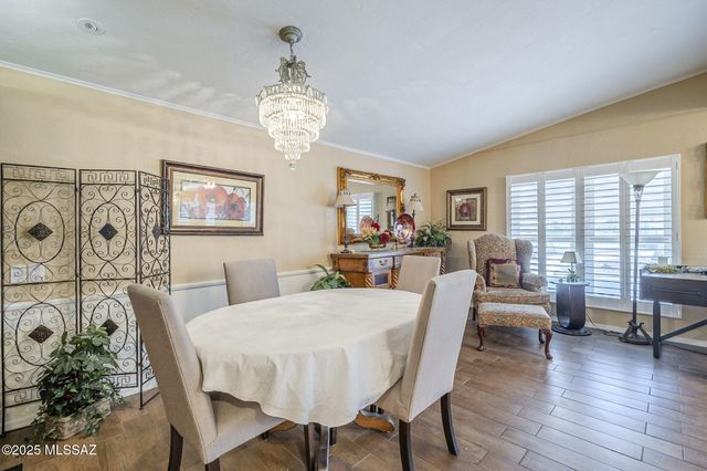 20 W Mesquite Place, Green Valley, AZ 85614