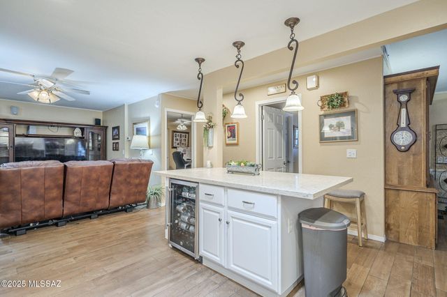 20 W Mesquite Place, Green Valley, AZ 85614