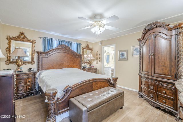 20 W Mesquite Place, Green Valley, AZ 85614