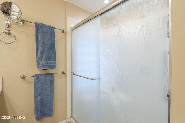 20 W Mesquite Place, Green Valley, AZ 85614