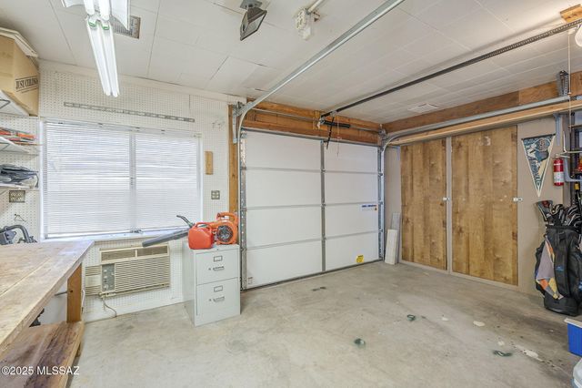 20 W Mesquite Place, Green Valley, AZ 85614