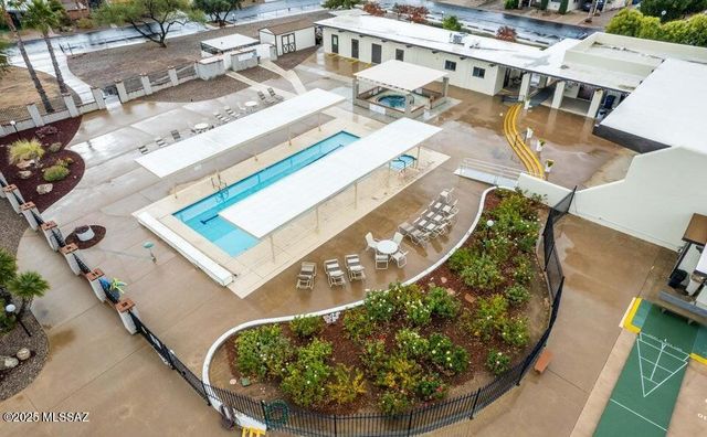 20 W Mesquite Place, Green Valley, AZ 85614