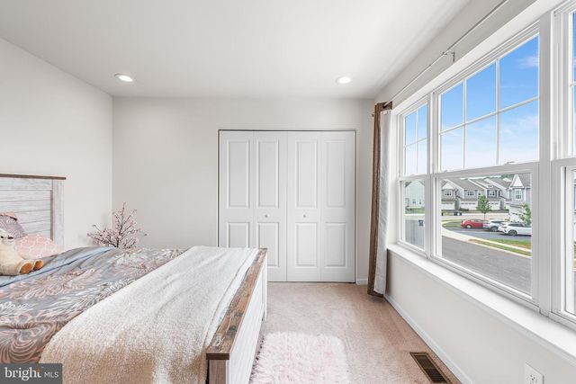 342 RIDGEWOOD DR, Royersford, PA 19468