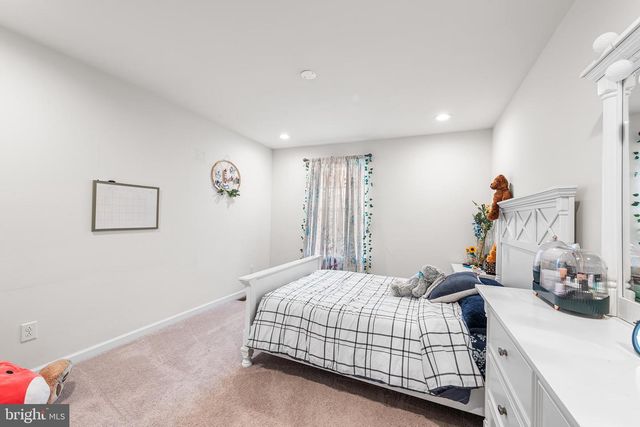342 RIDGEWOOD DR, Royersford, PA 19468