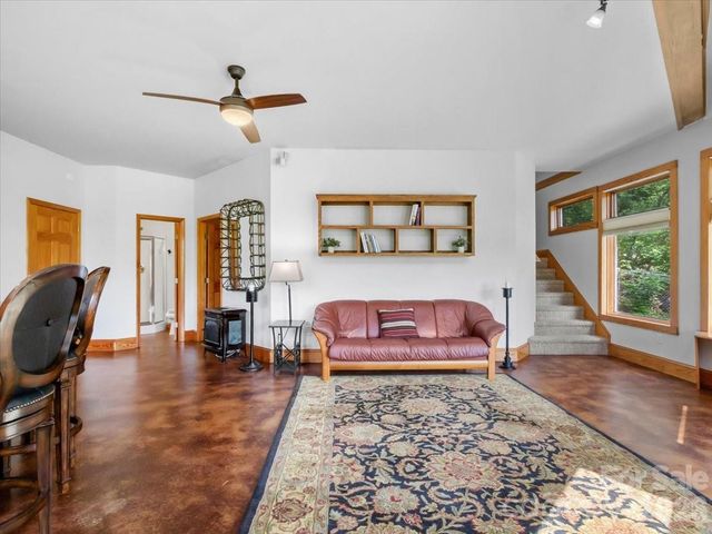 96 Woodrow Avenue, Asheville, NC 28801