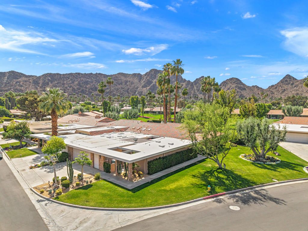 Image 8 of property listing at 77745 Cherokee Road, Indian Wells, CA 92210