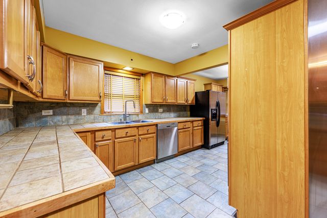 1124 Linden Avenue, Bellwood, IL 60104