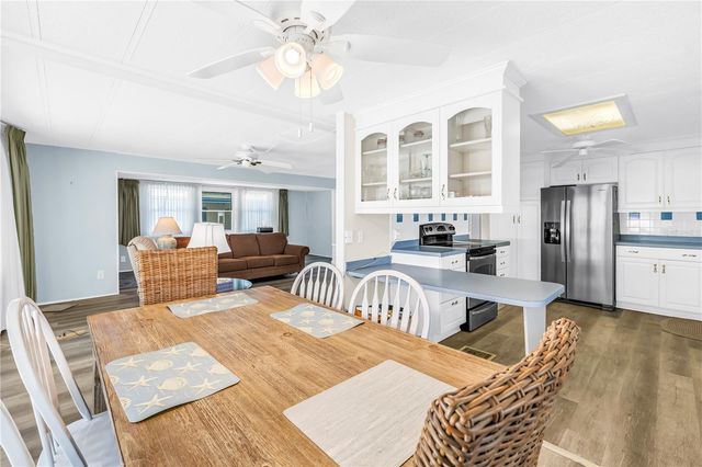 1100 BELCHER ROAD S 502, Largo, FL 33771