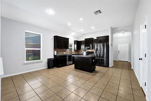 11 Supiro Court, Manvel, TX 77578