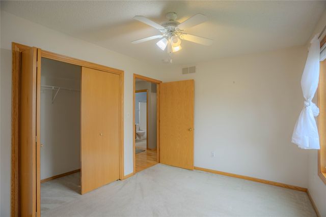 804 NE Michael Court, Ankeny, IA 50021