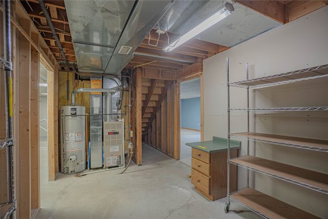 804 NE Michael Court, Ankeny, IA 50021