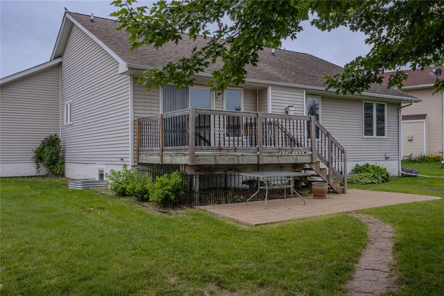 804 NE Michael Court, Ankeny, IA 50021