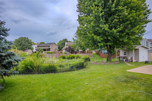 804 NE Michael Court, Ankeny, IA 50021