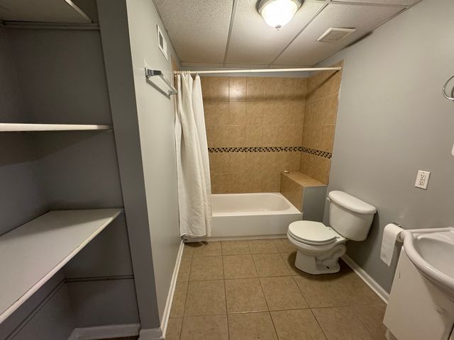 5146 W Dakin Street, Chicago, IL 60641