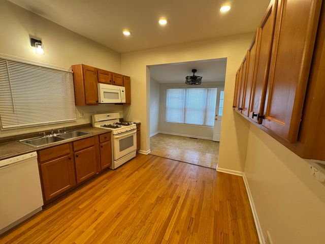 5146 W Dakin Street, Chicago, IL 60641
