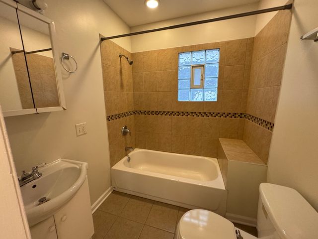 5146 W Dakin Street, Chicago, IL 60641